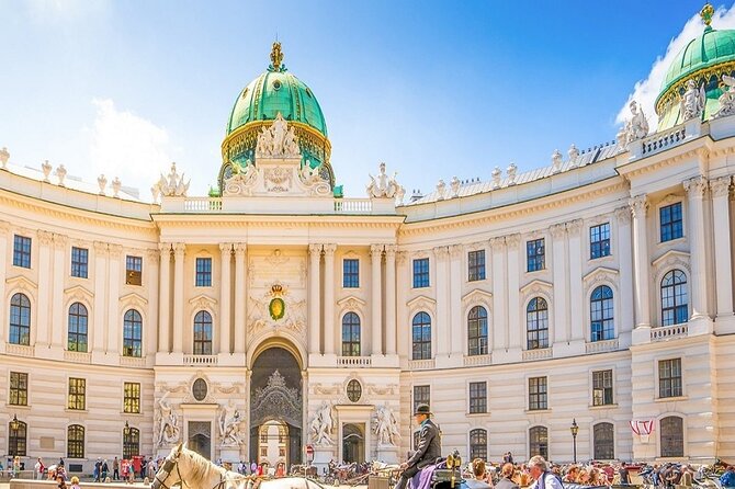 Fun & mobile scavenger hunt through Vienna - Walking route in central Vienna: from Albertina to Maria Theresien Square