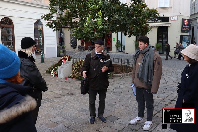 Jewish Vienna Inner City Private Walking Tour - Seitenstettengasse and the Stadttempel Area: Community Administration and Jewish Life Today