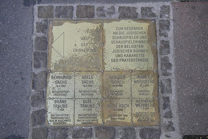 Jewish Vienna Walking Tour - Nestroyhof Hamakom: an Art Nouveau exterior tied to Yiddish culture