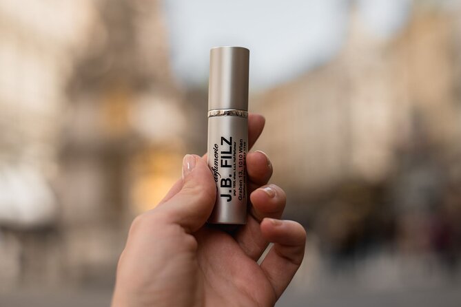 KuK perfumery Filz - the fragrance of empress Sisi - Where you start at Café Frauenhuber and why the coffee house matters