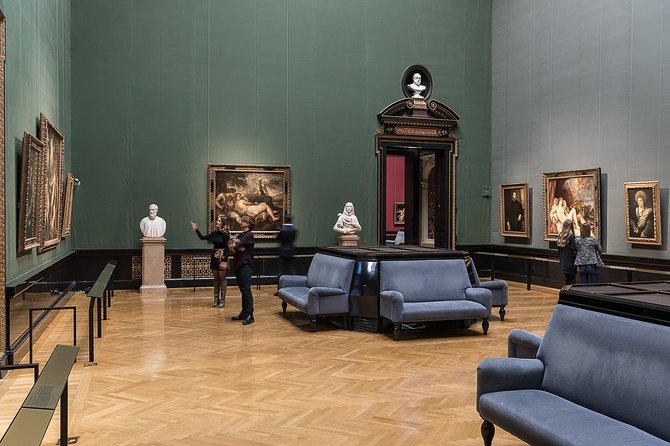Kunsthistorisches Museum Vienna and Imperial Treasury of Vienna - How to avoid wasting time in a huge museum