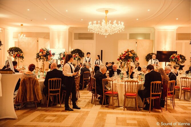 Kursalon Vienna: Strauss and Mozart Concert With Dinner - Restaurant Johann dinner: what you’ll actually eat before the music