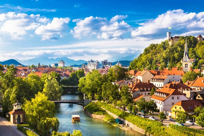 Ljubljana and Lake Bled private day tour from Vienna - Your Ljubljana free time: 1 to 1.5 hours to find lunch and your favorite street