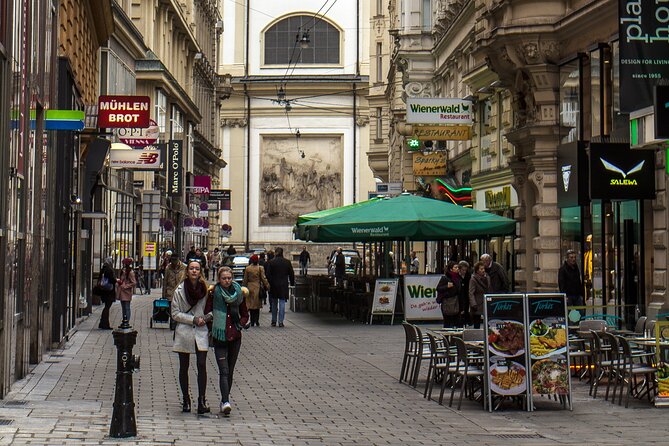 Lokafy Vienna Kid-Friendly Private Walking Tour with a Local - How the Lokafyer tailors your route for your kids