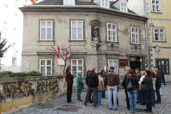 Medieval lanes, legends and stories - Stop 2: From Fleischmarkt to Dr. Ignaz Seipel Platz