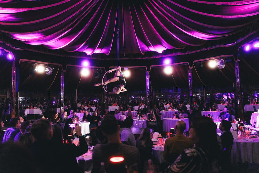 Mirage Vienna: Burlesque Spectacular – Dinner Show - Vienna Prater location: easy to reach, easy to start your evening