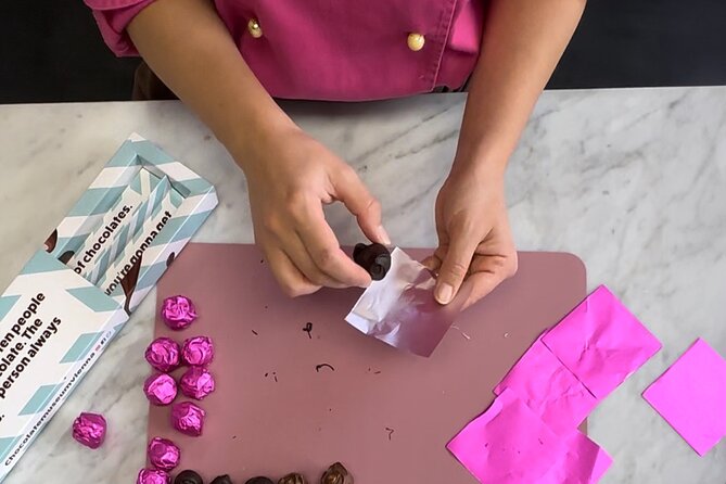 Mozart Kugel Workshop in Chocolate Museum Vienna "BO-YO" - The orange hot chocolate segment, Maria Antonietta style