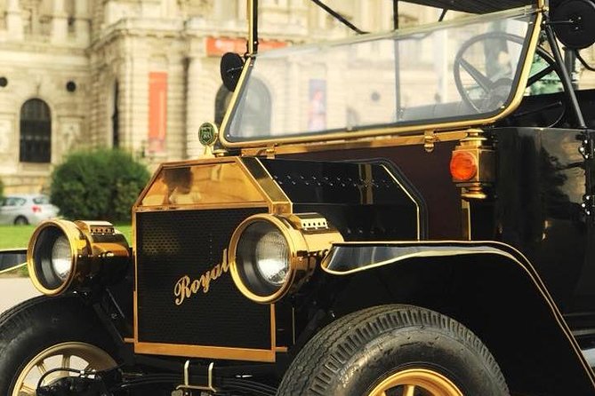 ( Night Tour ) With Private Guide + wine or prosecco - Quick takes before you go