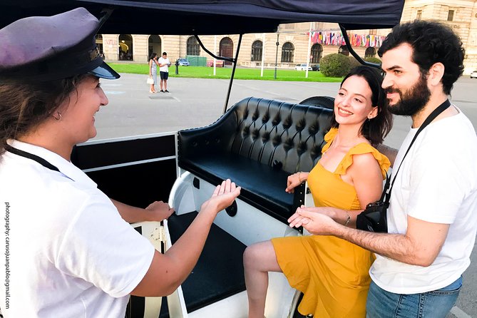 Oldtimer Tour Vienna Gold Tour - Oldtimer pickup point: Albertinapl. 2 makes it easy to start