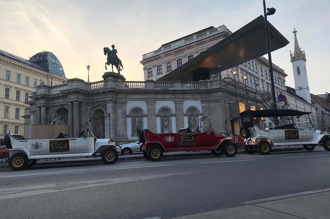 Oldtimer Tour Vienna Gold Tour - Price and value: about $42.05 for a guided vintage loop