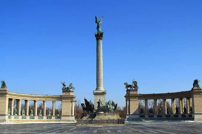 Private Budapest Day Trip from Vienna - Szechenyi Lanchid: a bridge you can read like a clue