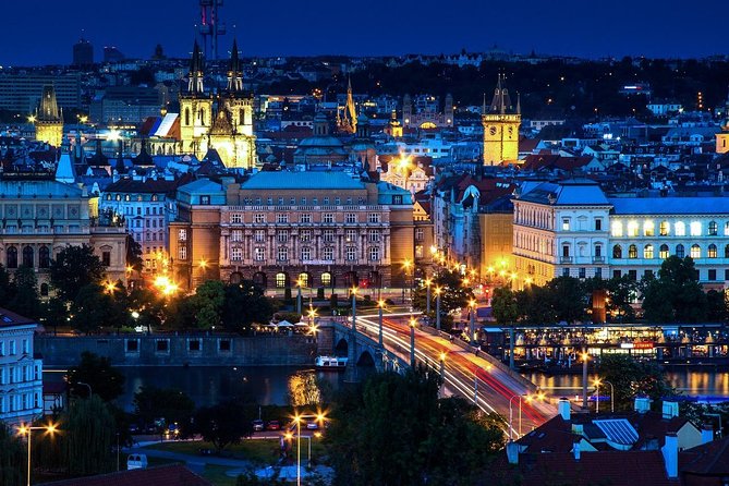 Private Car Transfer from Vienna to Prague with 2h of Sightseeing - Door-to-Door Pickup and Drop-off, What That Changes for You