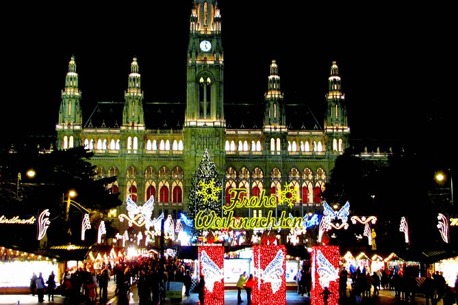 Private Christmas Markets Walking Tour Vienna - Freyung’s Old Vienna market feel, plus Ferstel Passage food culture