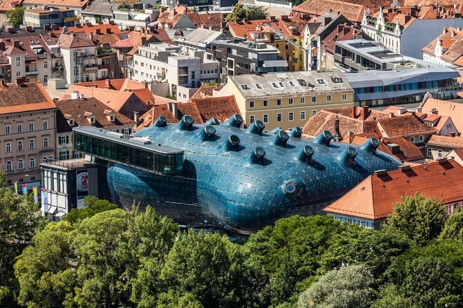 Private Day Tour Graz and Arnold Schwarzenegger Museum - Arnold Schwarzenegger Museum: what you are really paying for