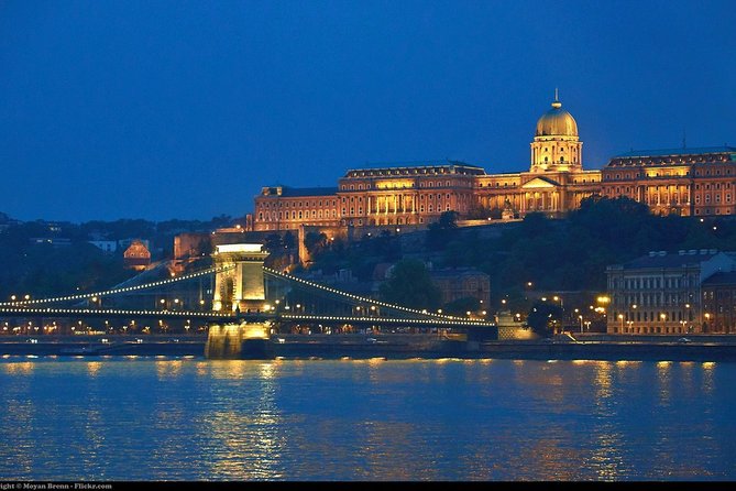 Private day tour to Budapest from Vienna - Vaci Street Shopping Hour: Your Own Time on Pest