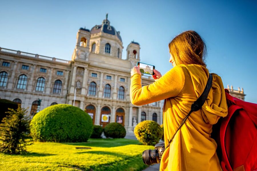Private day trip from Budapest to Vienna and back - A private Budapest-to-Vienna day that actually stays comfortable