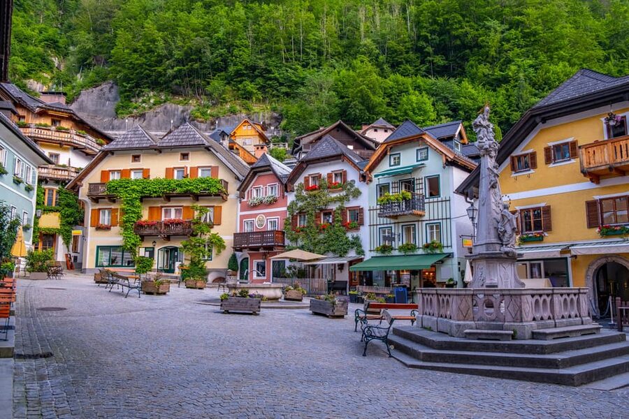 Private day trip from Vienna to Hallstatt, Melk & Salzburg - Melk Abbey on the Danube: baroque architecture with real viewing angles
