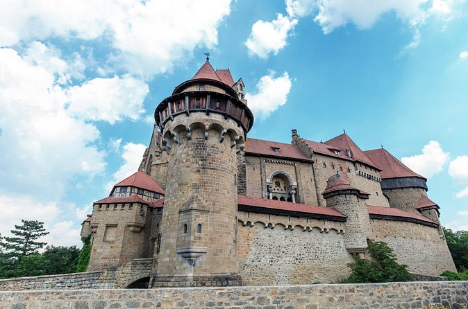 Private Day Trip: Vienna To Laxenburg, Bratislava & Kreuzenstein - Stop 1: Laxenburg Castle Park, Franzensburg, and Royal Leisure