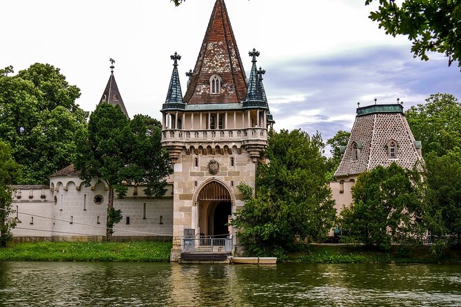 Private Day Trip: Vienna To Laxenburg, Bratislava & Kreuzenstein - Best Fit: Who This Day Trip Is For