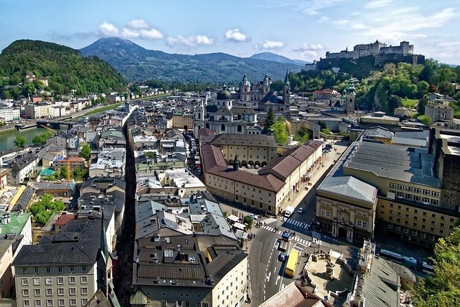 Private full day tour to Salzburg from Vienna with a local guide - Vienna Woods stop: a scenic reset before Salzburg
