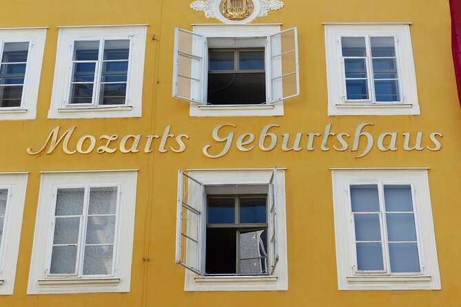 Private Full Day Trip to Hallstatt ,Salzburg and Melk from Vienna - Hallstatt Skywalk: the panoramic payoff and the weather factor