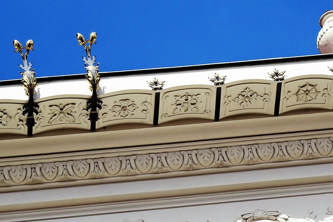 Private Klimt & Vienna Art Walk — From Baroque to Secession - A Baroque church and a turning point toward Art Nouveau