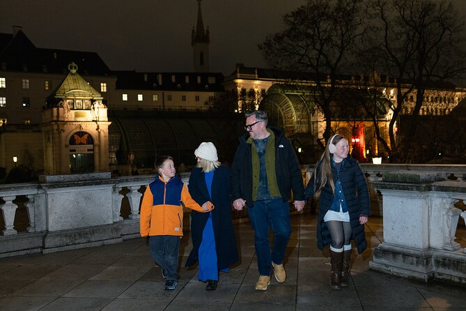 Private Photographer Vienna - Stop 1: Albertina, where you get a classic Vienna look fast