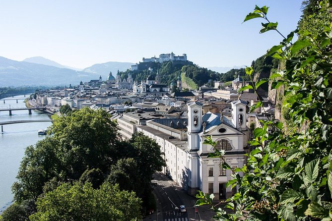 Private Scenic Transfer from Vienna to Salzburg with 4h of Sightseeing - Driver experience: English support, but not a licensed guide
