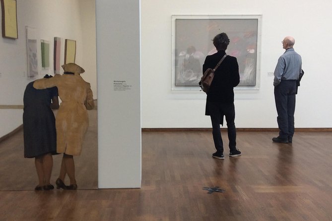 Private Tour with an Art Historian of the Leopold Museum: Gustav Klimt, Egon Schiele and Viennese Art Nouveau - A private art historian changes everything about timing