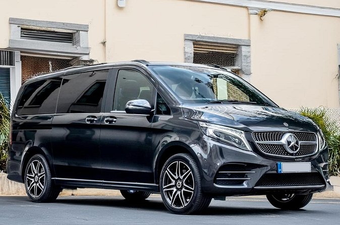 Private Transfer between Vienna Airport and Vienna City. - Should you book this private Vienna transfer?
