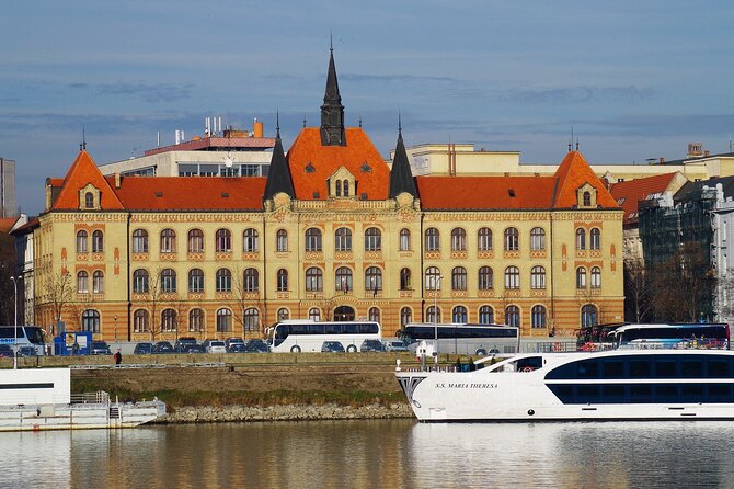 Private Transfer From Vienna To Bratislava, 2h Stop in SchlossHof - Who should book this Vienna to Bratislava plan with Schloss Hof?
