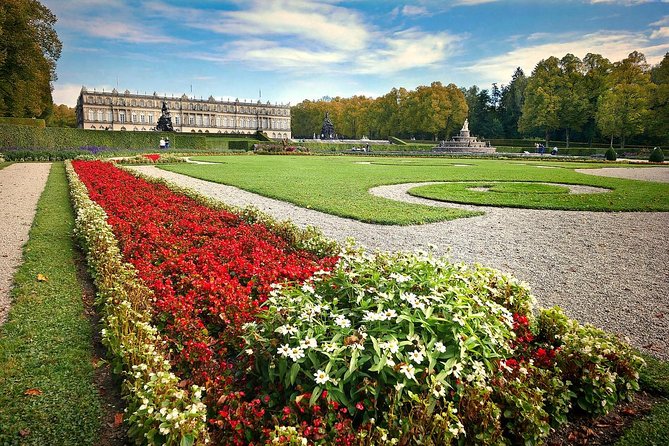 Private Transfer from Vienna to Munich with 2 hours for sightseeing - Your sightseeing options along the way, what 2 hours can realistically do