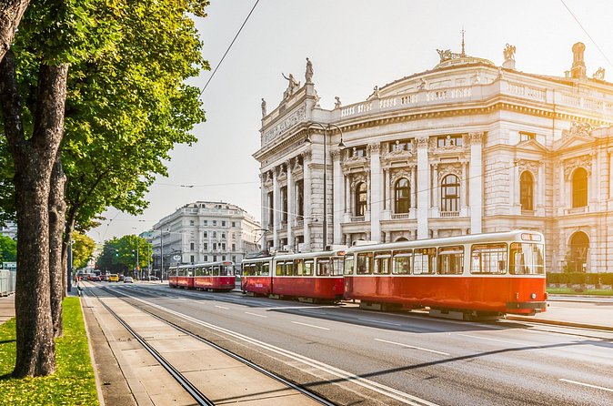 Private Transfer from Vienna to Prague - Arrival in Prague: Door-to-door Means You Start Right
