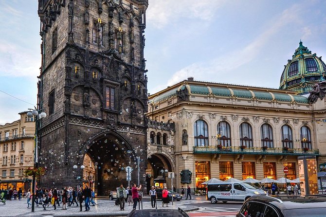 Private Transfer from Vienna to Prague, Hotel-to-hotel, English-speaking driver - Pickup and Drop-off in Real Life: The Part People Forget