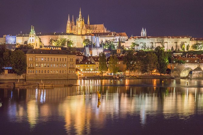 Private Transfer from Vienna to Prague with 2h of Sightseeing - Your English-Speaking Driver: Support, Context, and Boundaries