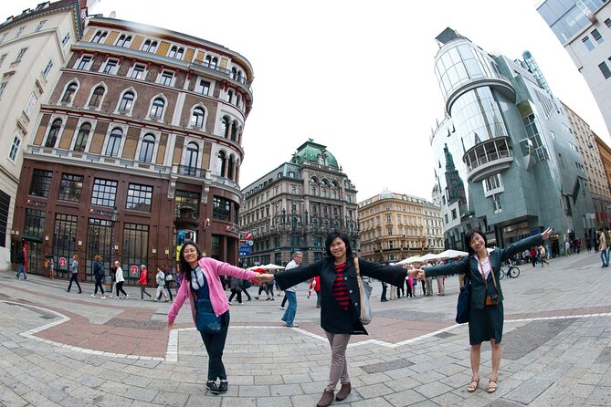 Private Vienna City Guided Walking Tour - Graben and Kohlmarkt: Vienna’s classic shopping street with real meaning