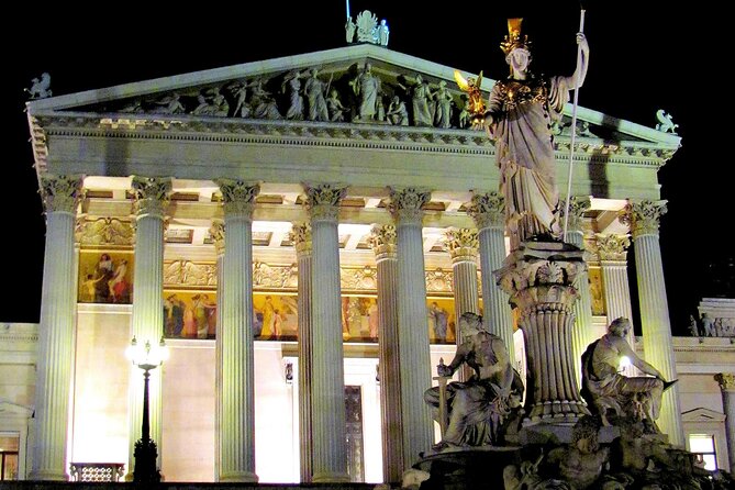 Private Vienna Evening Walk — Orientation for Your First Night - People’s Garden and the Theseus Temple reset