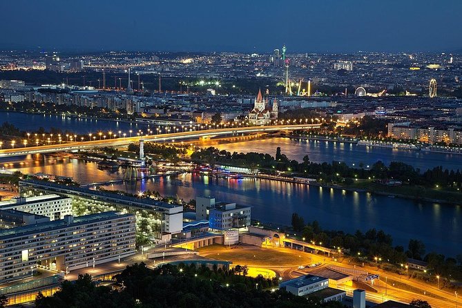 Private Vienna Night Lights & Landmarks Tour - Wiener Riesenrad: the Ferris wheel moment