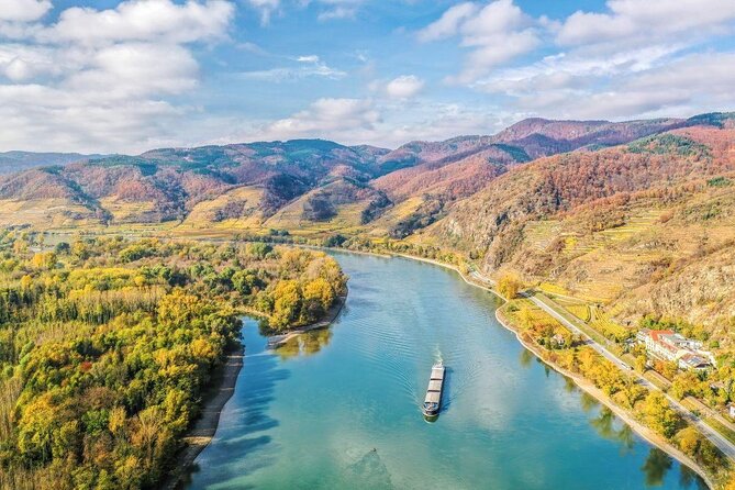 Private Wachau Valley & Danube River Tour from Vienna - Key points that make this Wachau day work
