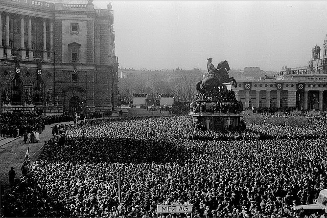 Private World War II Walking Tour in Vienna - Timing, weather, and how hard the walk really is