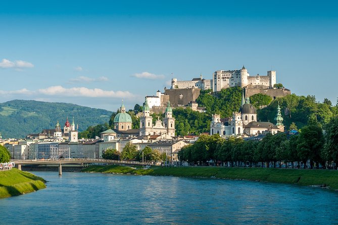 Salzburg Day Trip from Vienna - The real setup: 13 hours, one coach, two cities