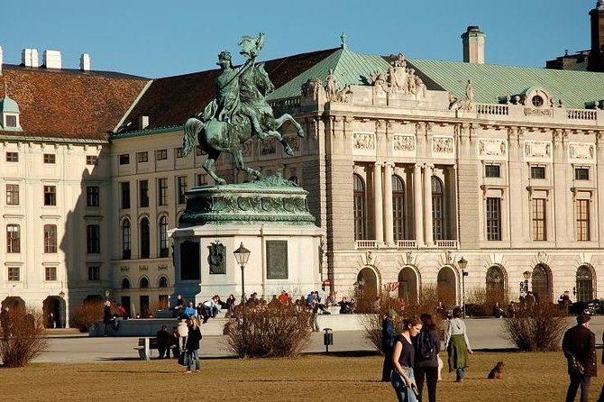 Schoenbrunn Palace Skip-The-Line and Vienna Highlights Private Tour - Inside Schönbrunn Palace: Rooms, Antiques, and Garden Time