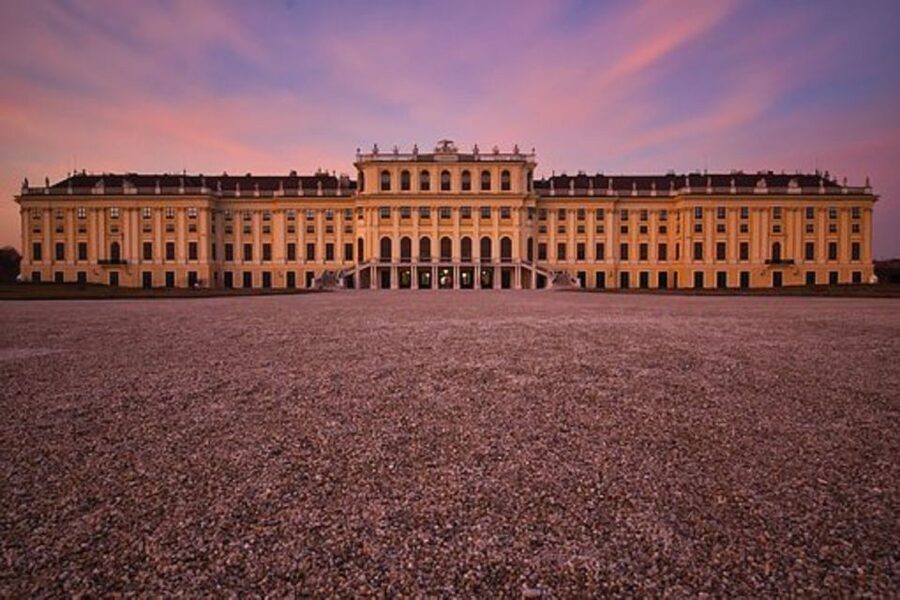 Schönbrunn Grand Tour : Private Skip-the-Line Walking Tour - Getting inside Schönbrunn fast, and what you see first
