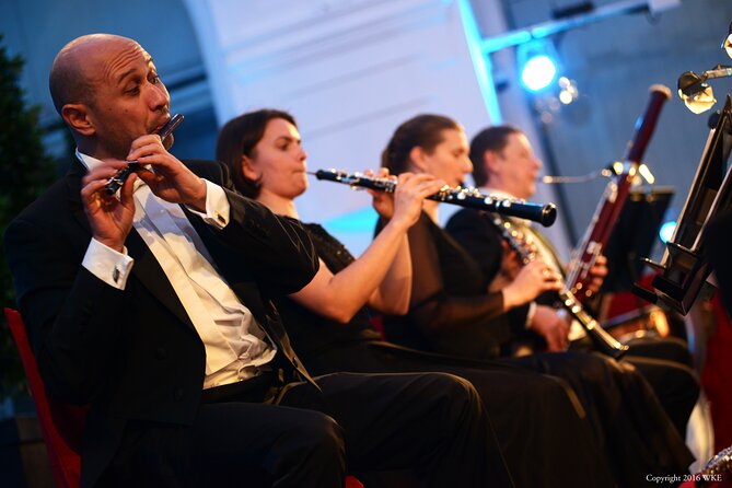 Schönbrunn Palace Concerts in Vienna - Getting There in Vienna: Simple Transit, Easy Planning
