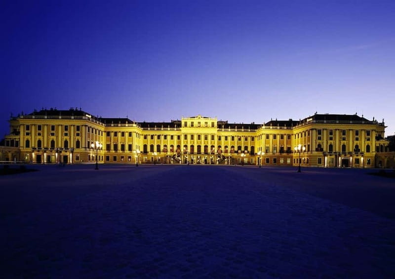 Schönbrunn Palace: Exclusive Ticket after the opening hours - Why Schönbrunn After Closing Feels Like the Real Deal