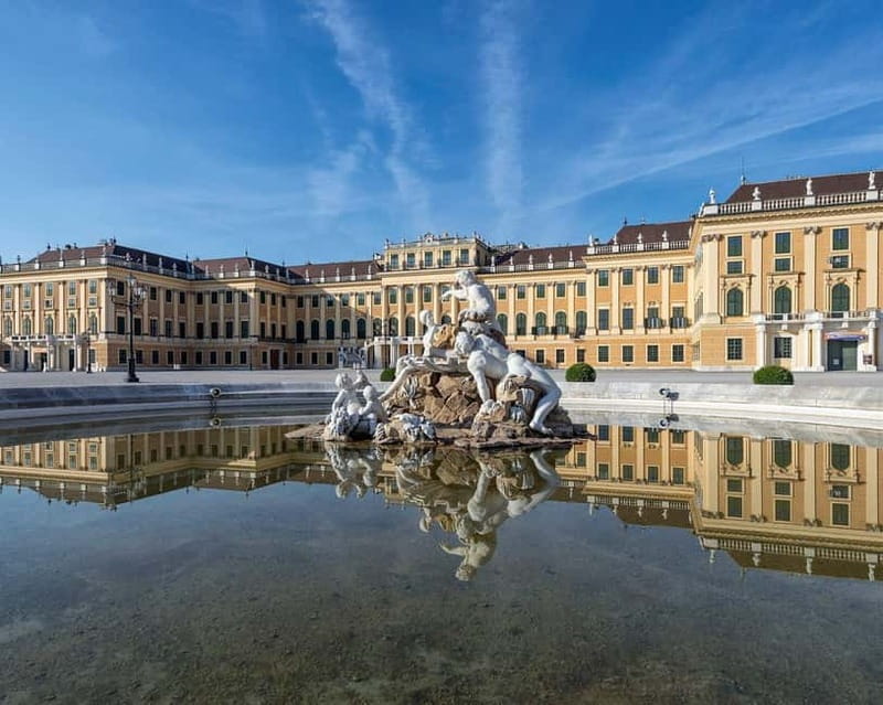 Schönbrunn Palace: Exclusive Ticket after the opening hours - Finding the Main Entry Hall Meeting Point, Without Stress