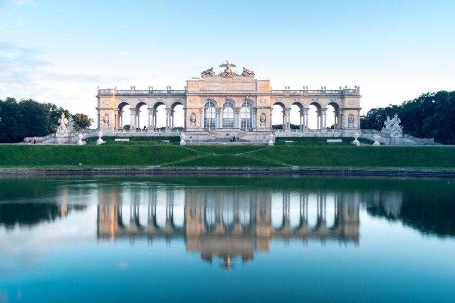 Schönbrunn Palace & Gardens Tour - Sisi and the Spiral Escape: Apartments With the Weight of Court Life