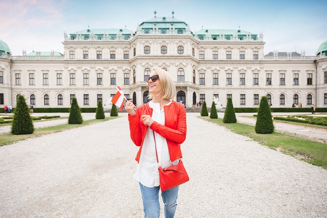 Skip-the-line Belvedere Palace Guided Tour with Transfers - Upper Belvedere: the palace that sets the art story up