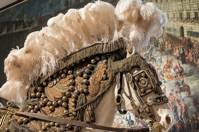 Skip the Line:Imperial Carriage Museum by Schönbrunn Kaiserliche Wagenburg Wien - Close-up favorites: coronation coach, hearse, and the quiet details