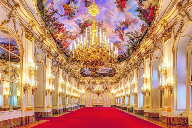 Skip-the-Line Schonbrunn Palace Guided Tour and Vienna Historical City Tour - Entering Schönbrunn: skip-the-line and then a guided sprint through the State Rooms